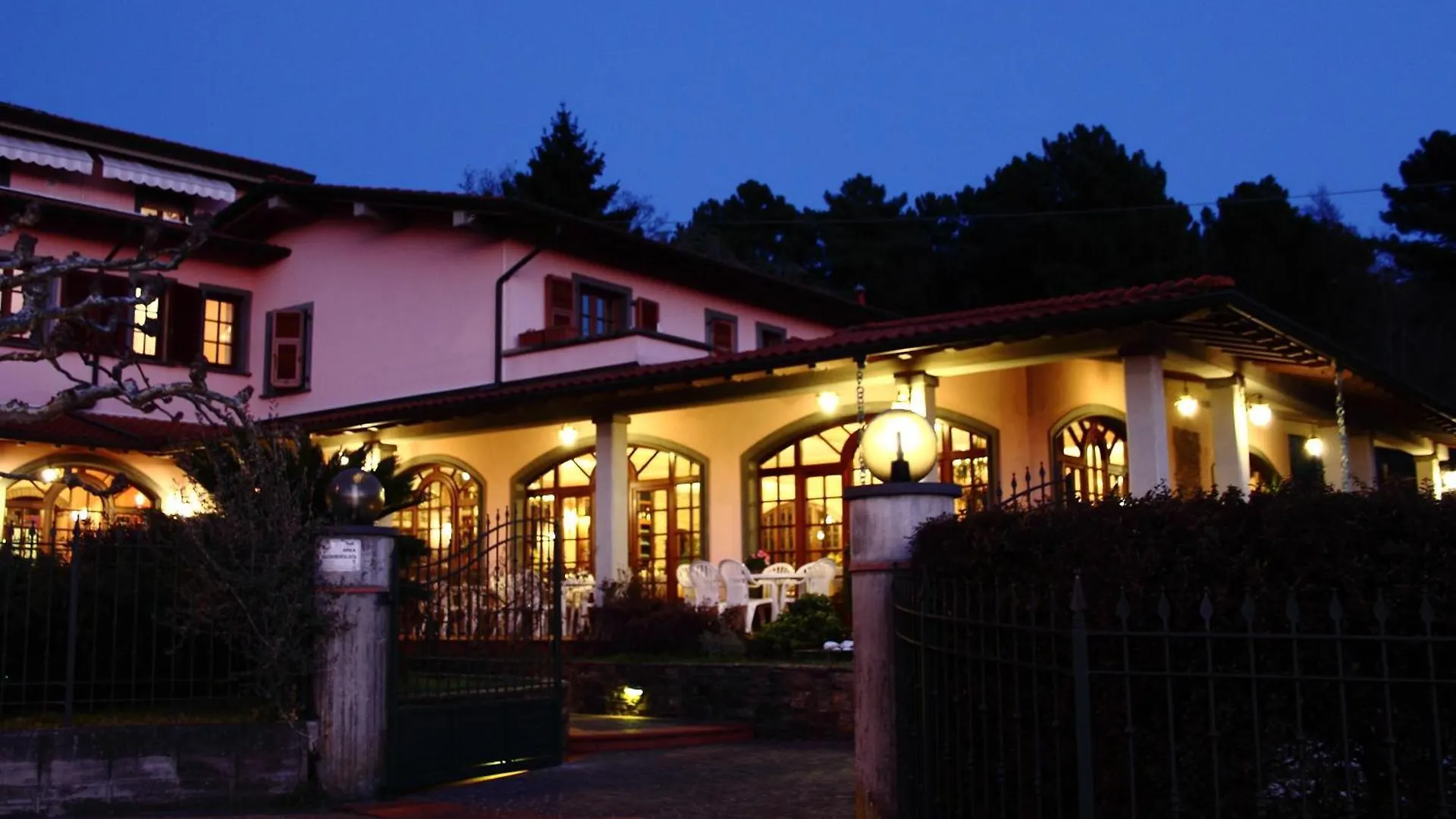***  Hotel Il Buongustaio Massa  Italy